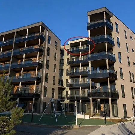 New 3-rooms For Rent Apartment *